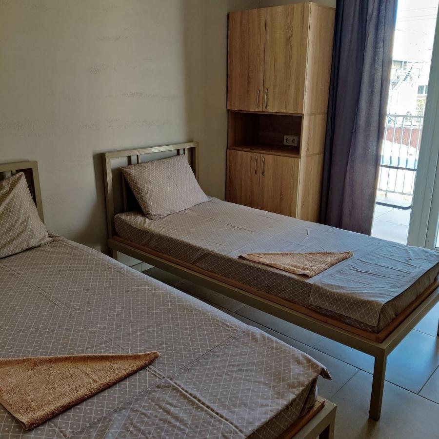 Family Hotel Грибовка Екстериор снимка