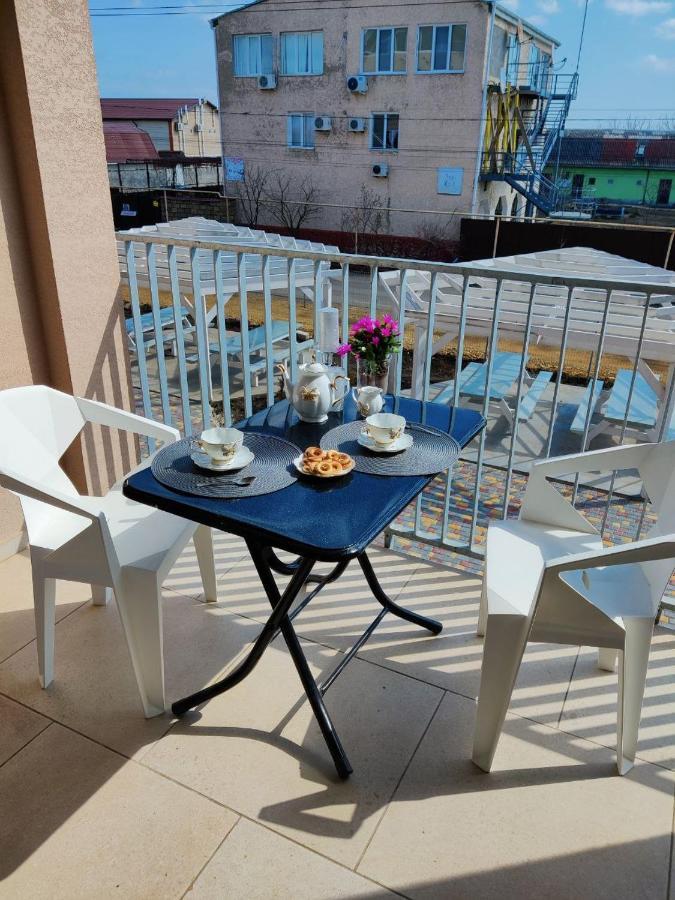 Family Hotel Грибовка Екстериор снимка